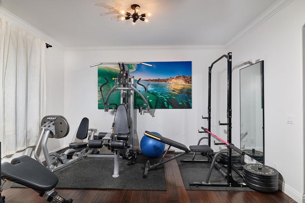 2869 Dos Lomas Place