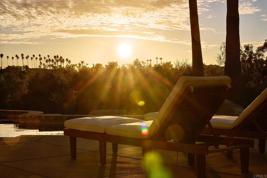 2869 Dos Lomas Place