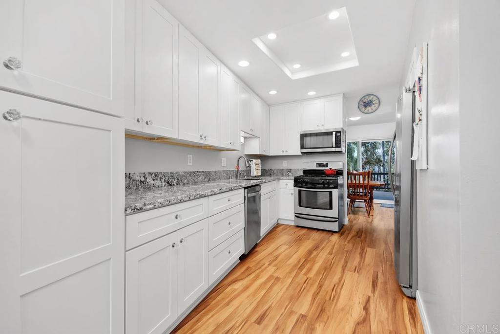 2062 AVENUE OF THE TREES