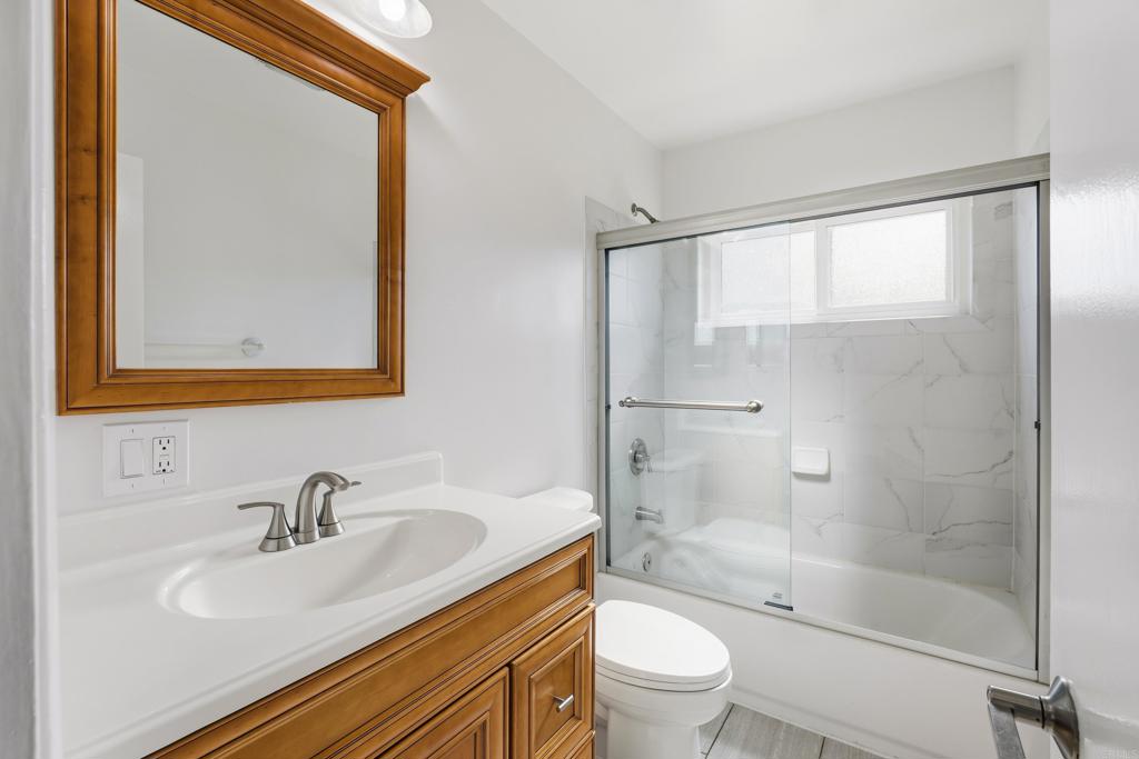 2652 Jefferson Street #A-G