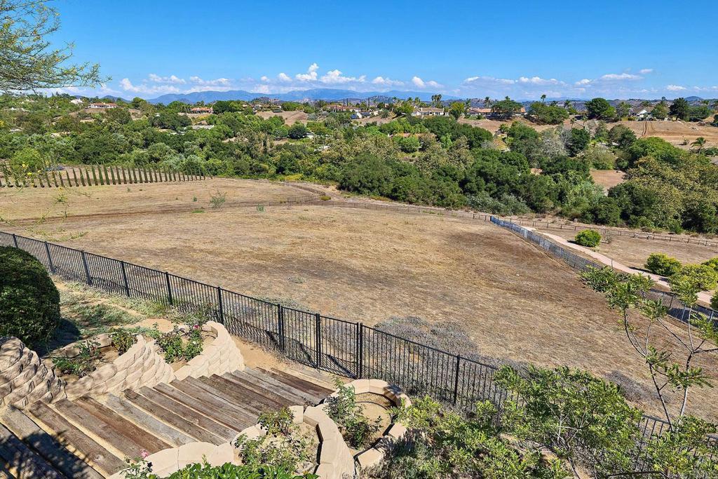 4216 Bridlewood Road