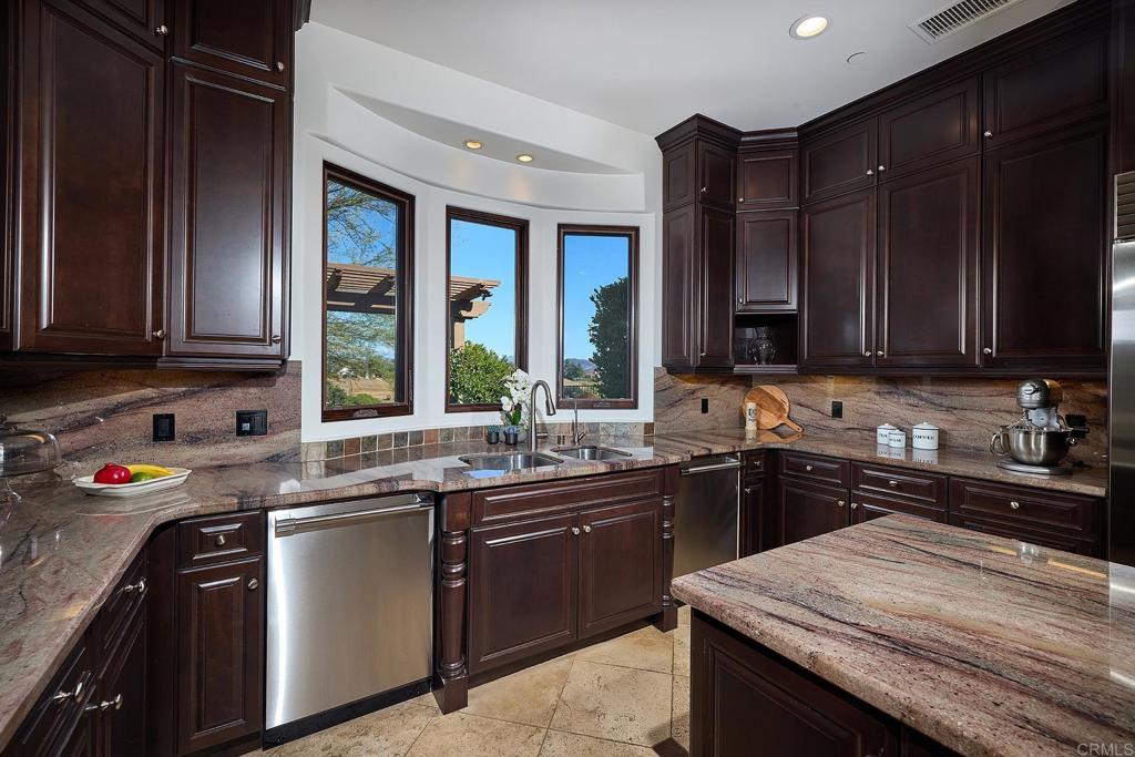 4216 Bridlewood Road