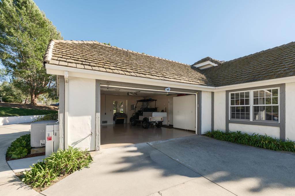 9 Country Glen Road