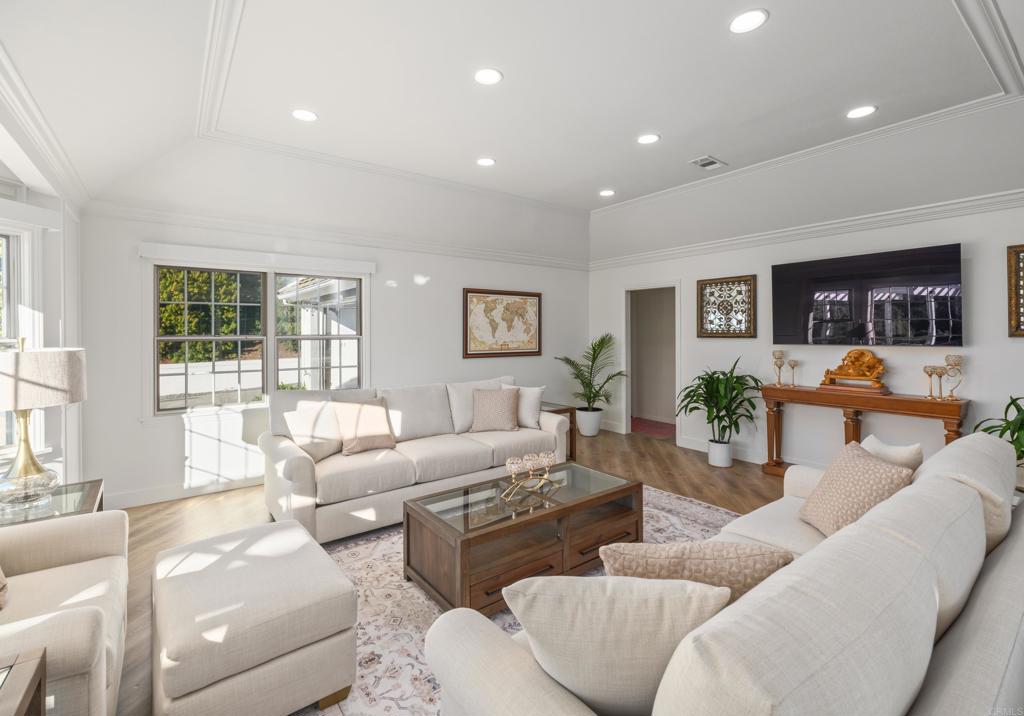 9 Country Glen Road