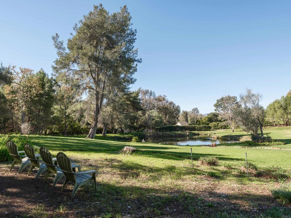 9 Country Glen Road