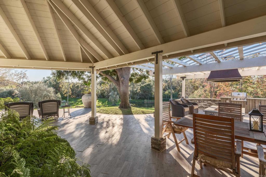 9 Country Glen Road