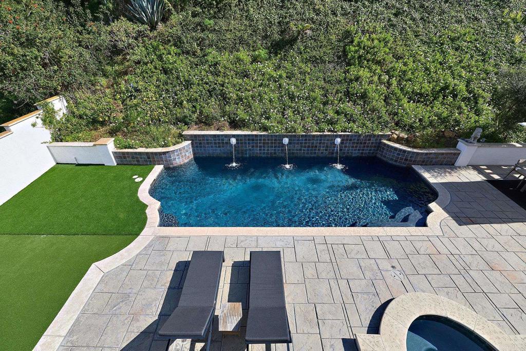 2739 Argonauta Street