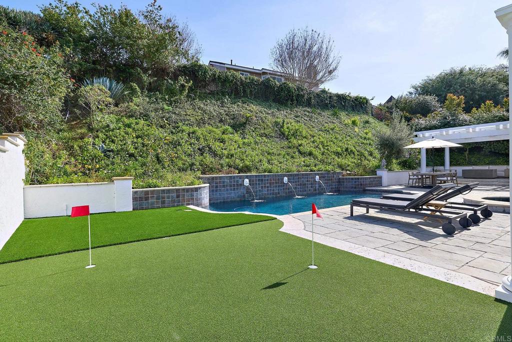 2739 Argonauta Street