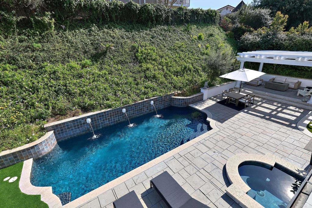 2739 Argonauta Street