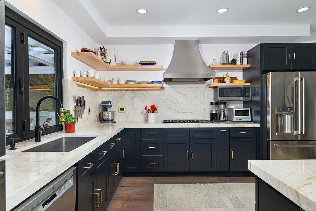 2739 Argonauta Street