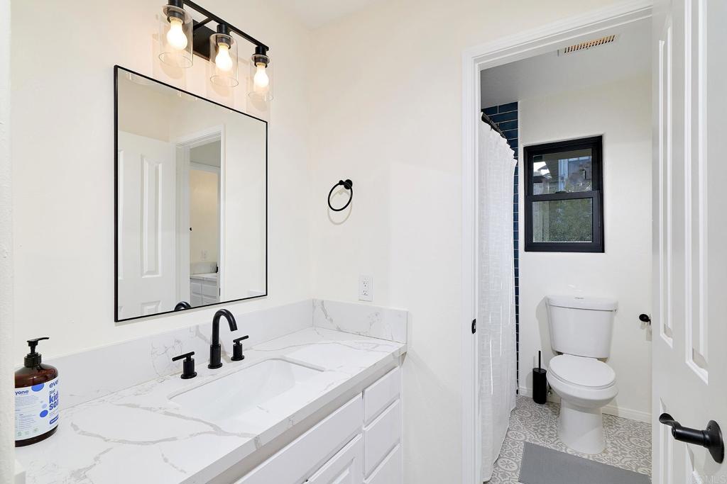 2739 Argonauta Street