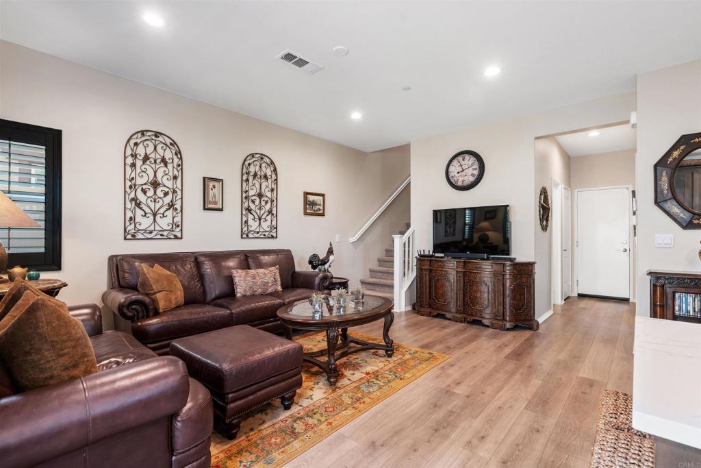 5604 Daybreak Way