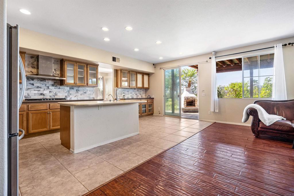5276 Willow Walk