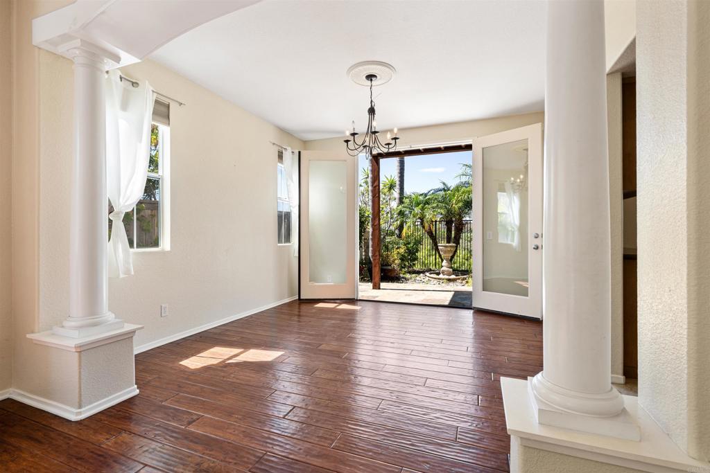 5276 Willow Walk