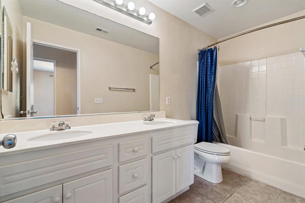 5276 Willow Walk