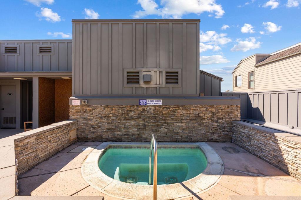 259 Sea Forest Court