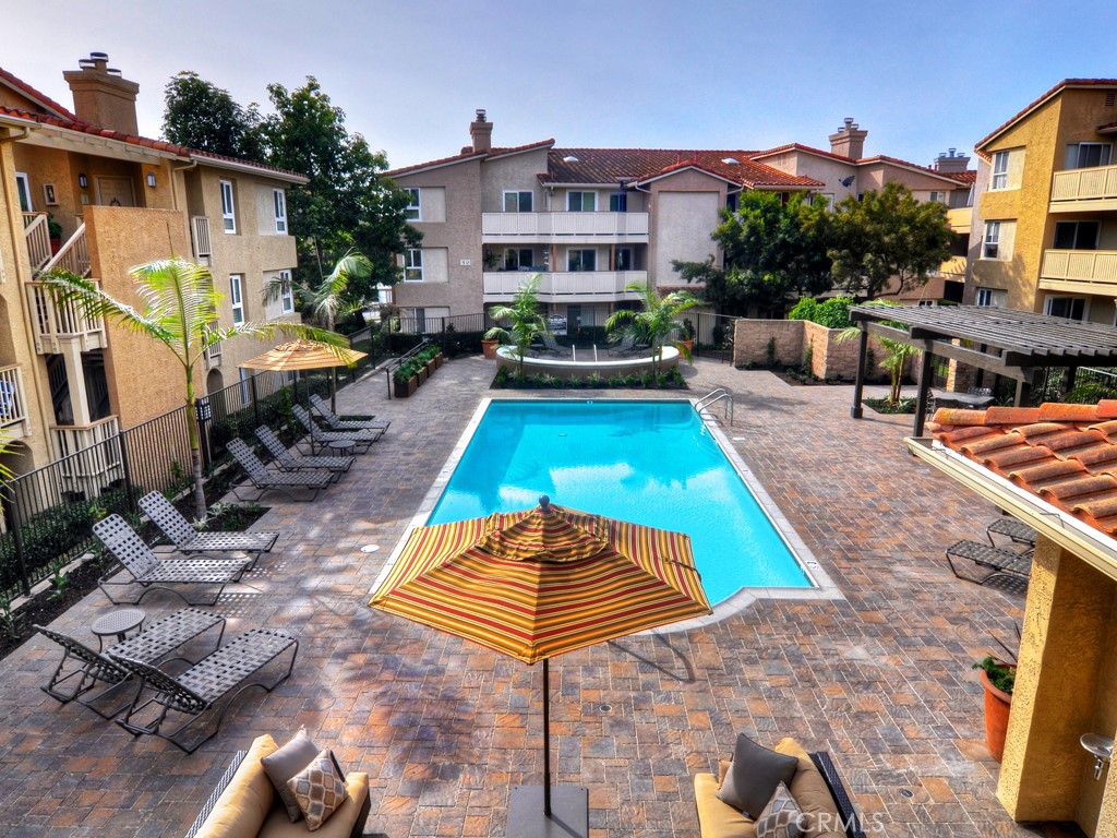 74 Corniche Unit: G