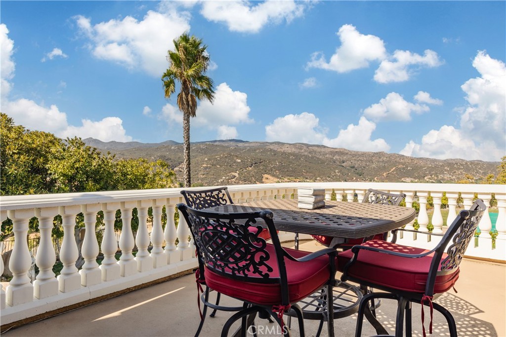 38760 Vista Del Bosque