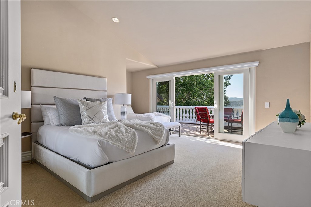 38760 Vista Del Bosque