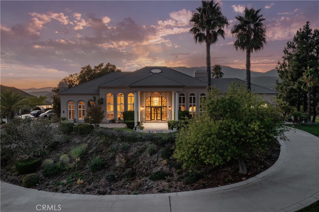 38760 Vista Del Bosque