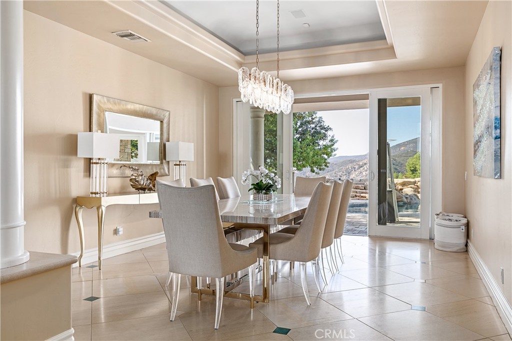 38760 Vista Del Bosque