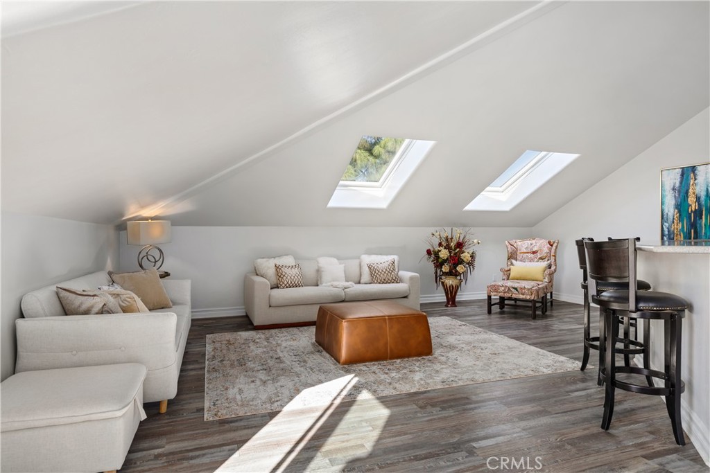 38760 Vista Del Bosque