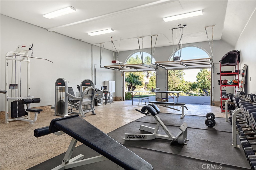 38760 Vista Del Bosque