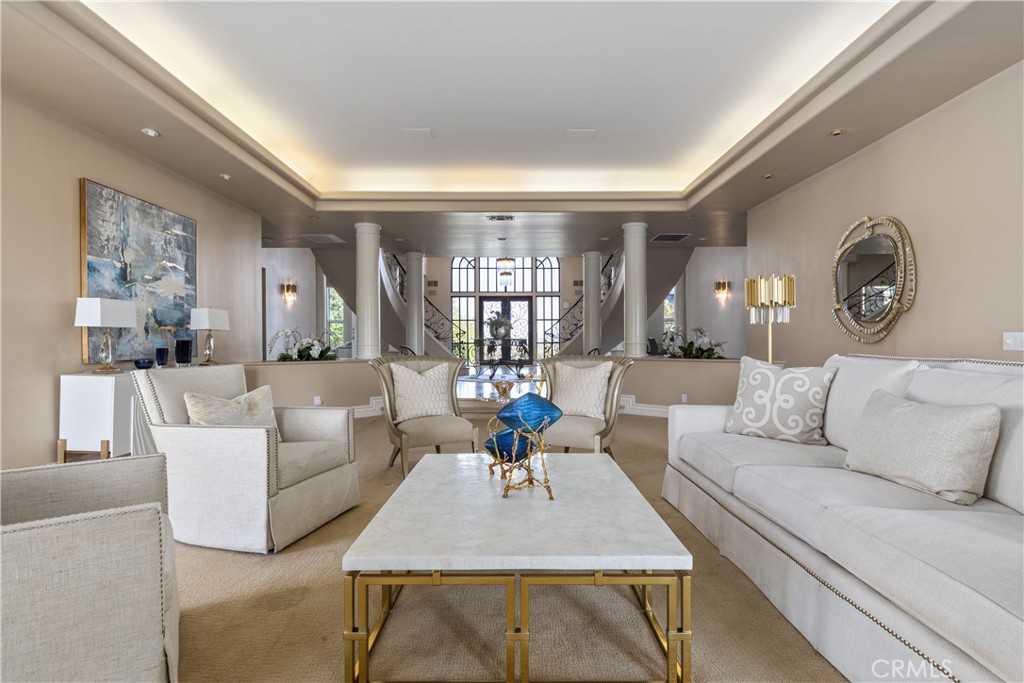 38760 Vista Del Bosque