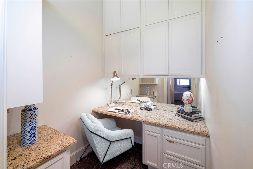 5661 E Corso Di Napoli