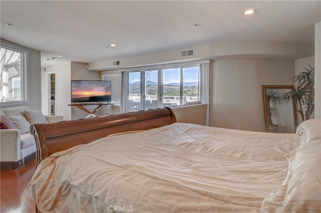 918 Avenida Presidio