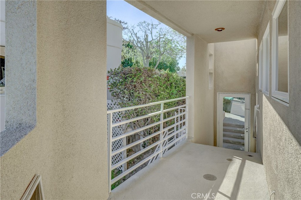 918 Avenida Presidio