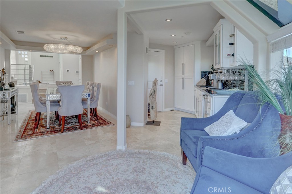 918 Avenida Presidio