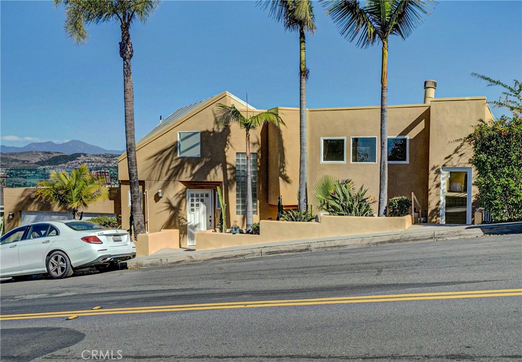 918 Avenida Presidio