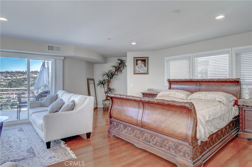 918 Avenida Presidio