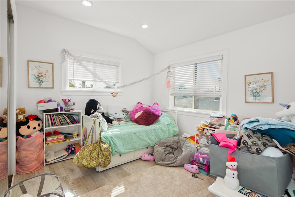 222 Costa Mesa Street