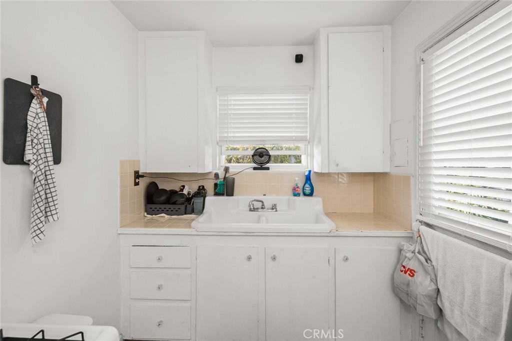 222 Costa Mesa Street