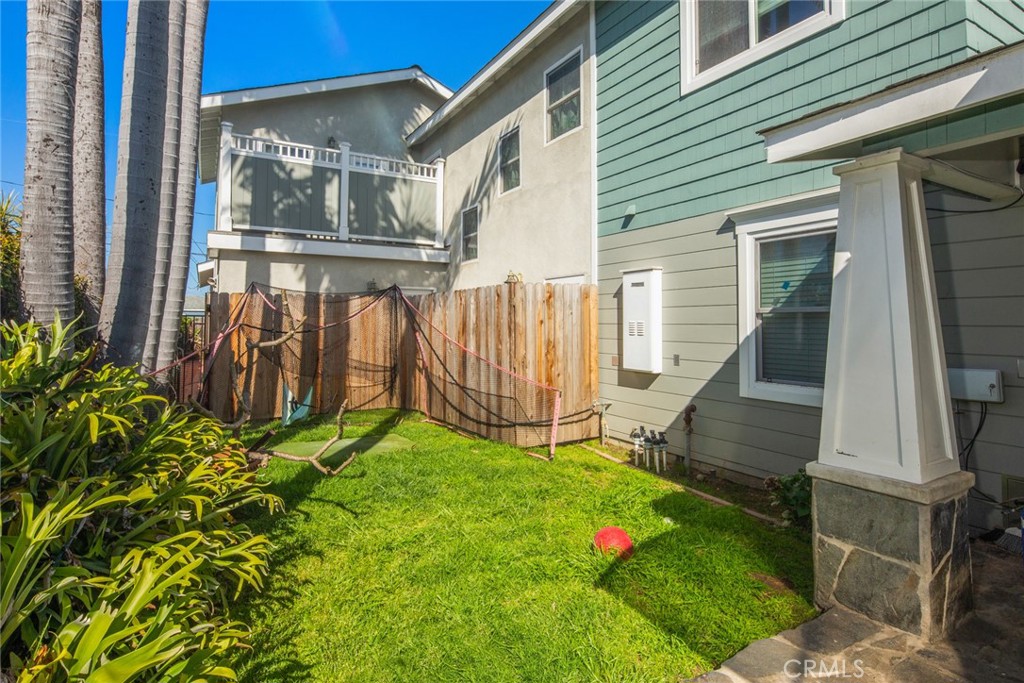 222 Costa Mesa Street