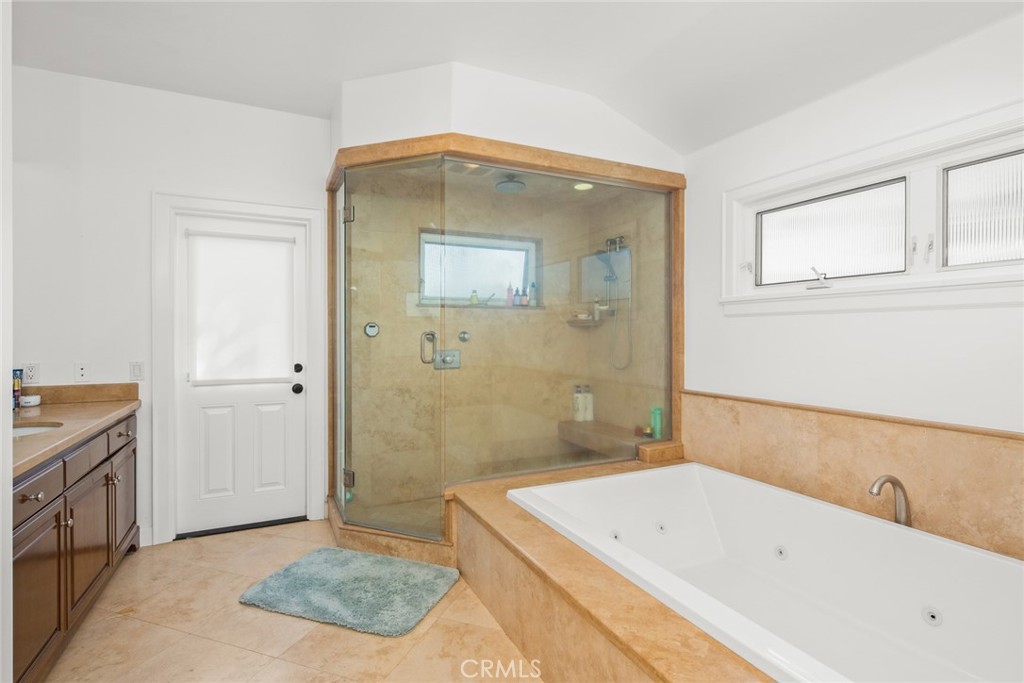 222 Costa Mesa Street