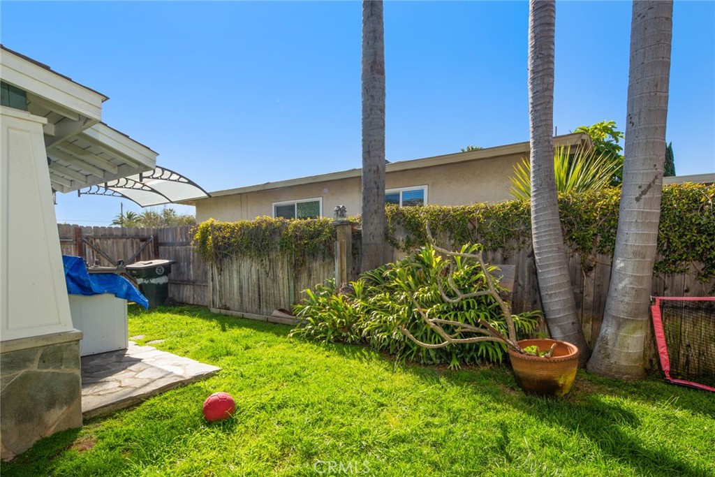 222 Costa Mesa Street