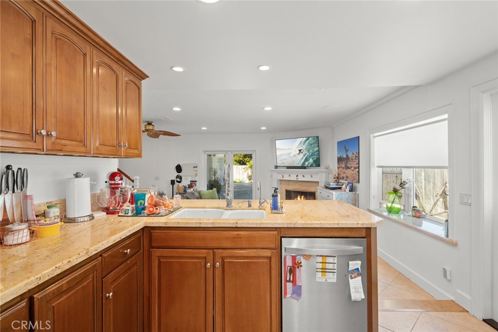 222 Costa Mesa Street