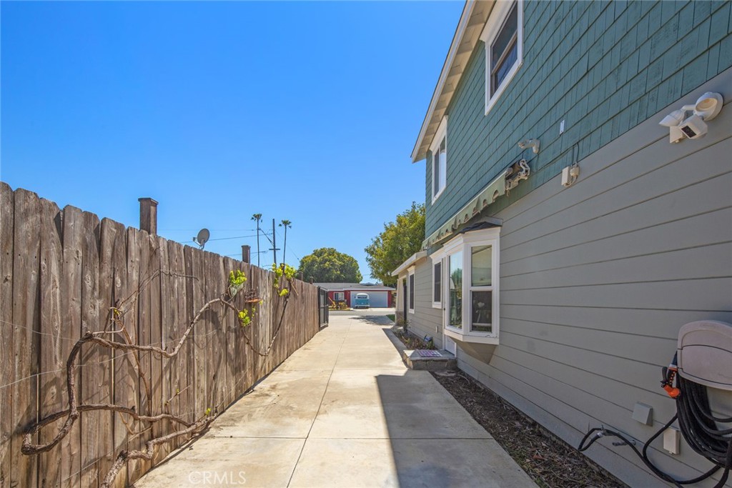 222 Costa Mesa Street