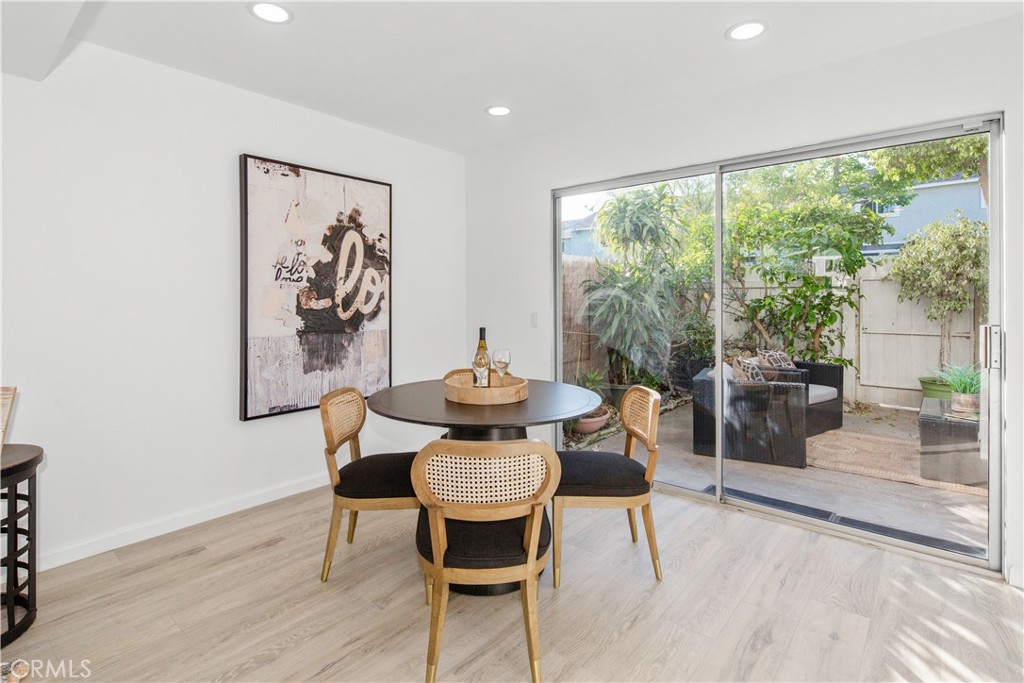 22913 Galaxy Lane 30