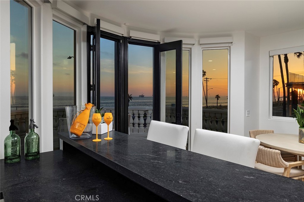 2110 Pacific Coast Highway