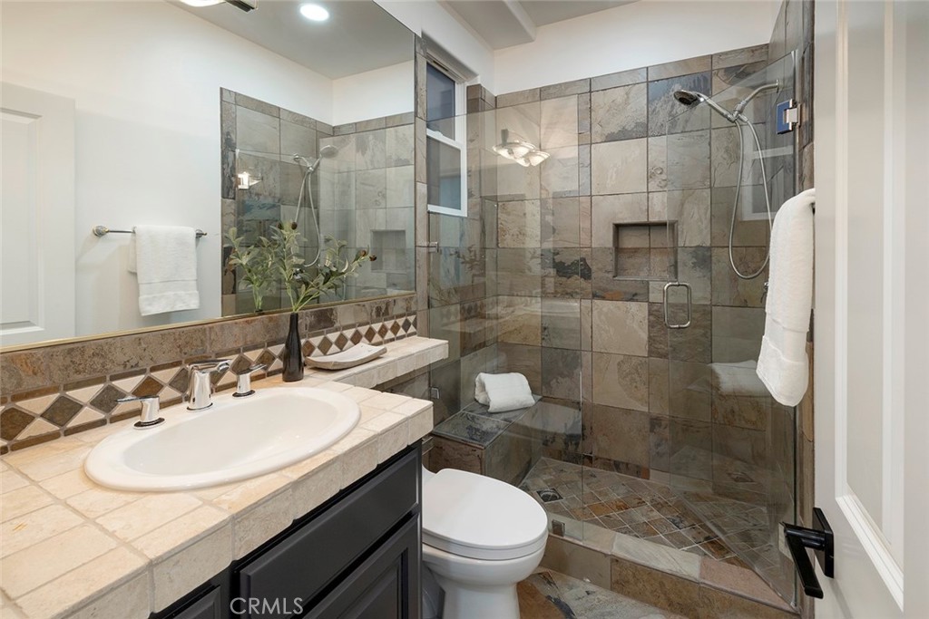 2110 Pacific Coast Highway