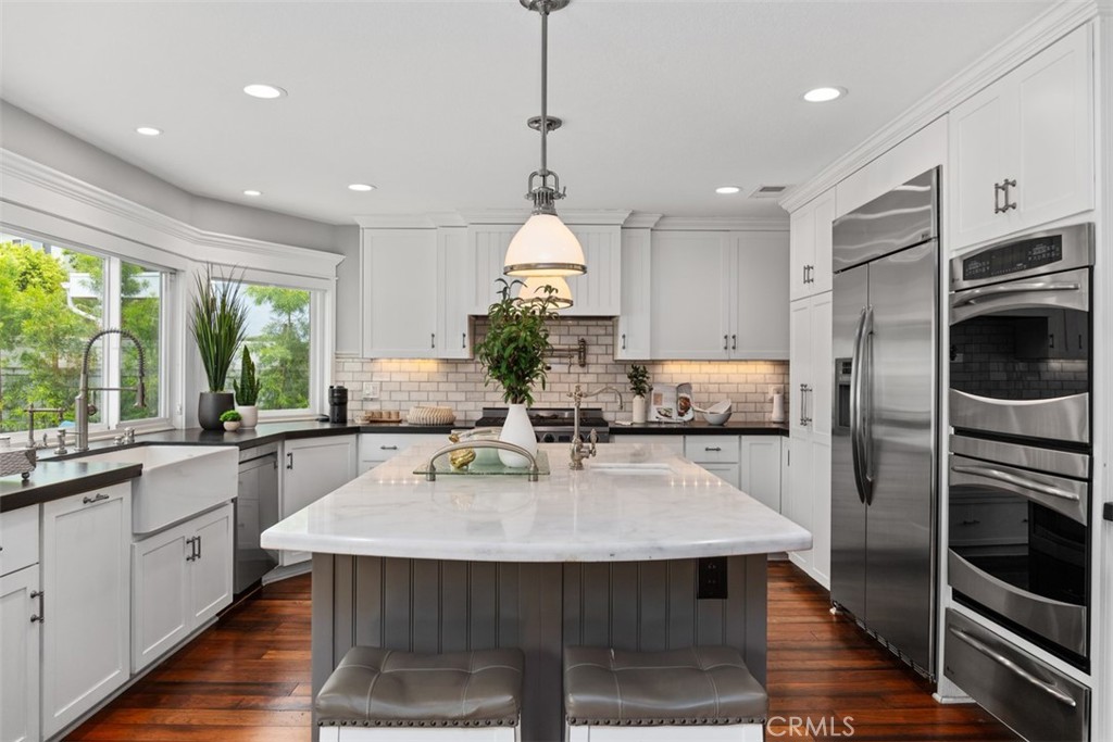 26505 Avenida Veronica