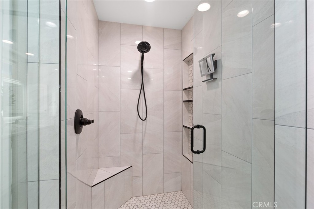 26505 Avenida Veronica