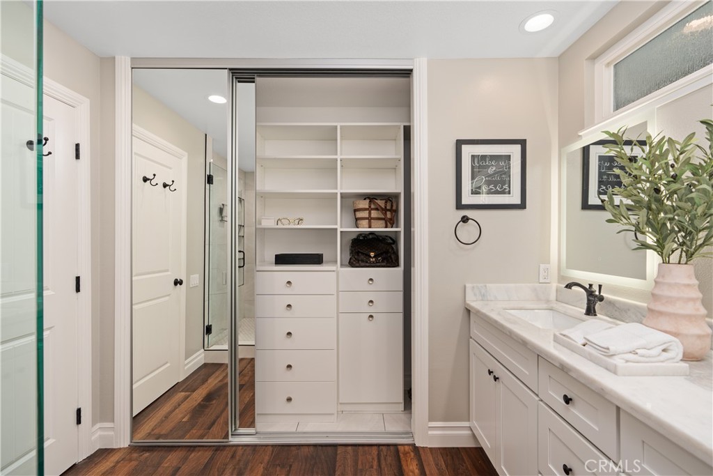 26505 Avenida Veronica