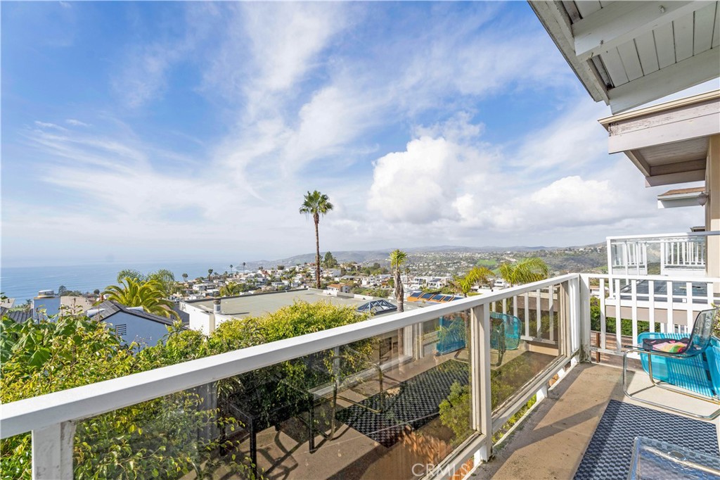 953 Santa Ana Street