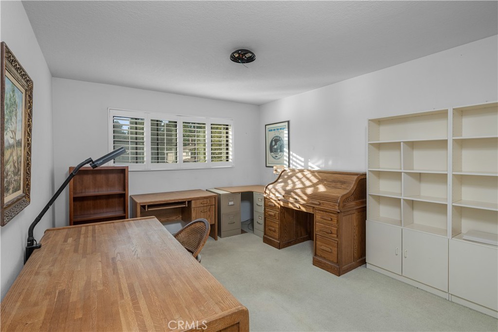 21942 Yellowstone Lane