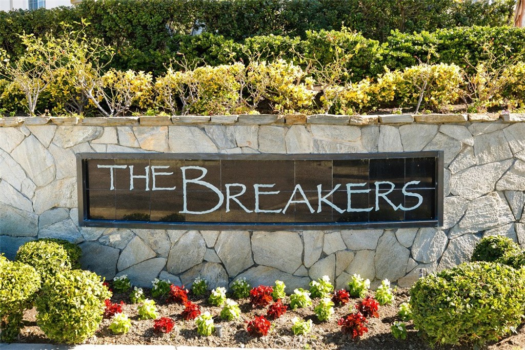 171 Shorebreaker Drive